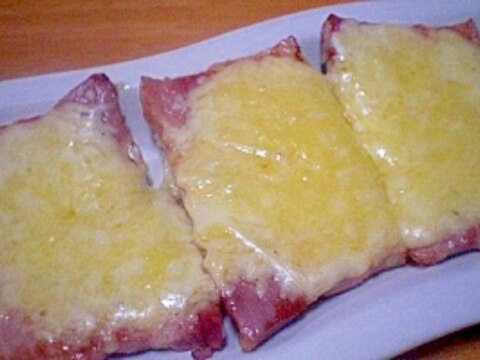 「チーズトロトロ! ベーコンチーズ」 ♪♪